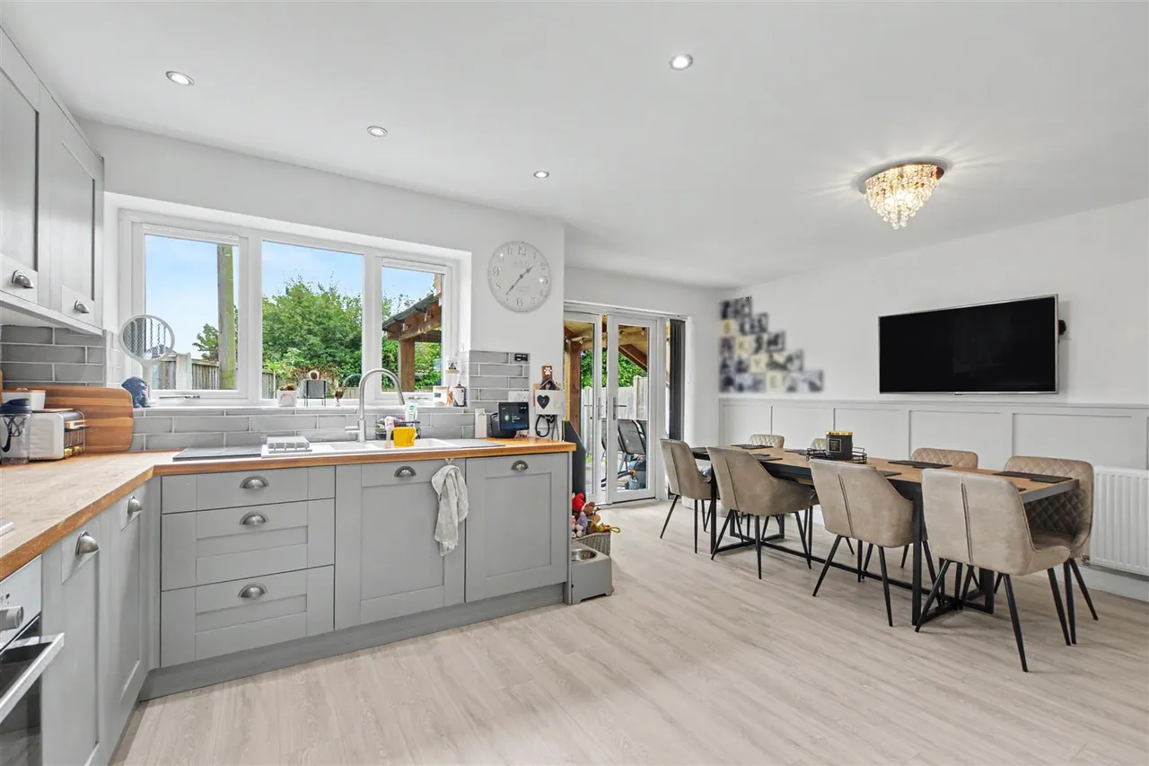 Lancaster Walk, Spondon, DE21, photo 8