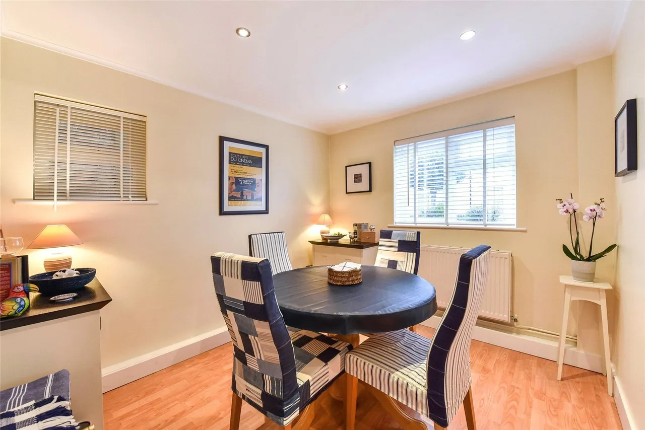 Victoria Road, Chichester, PO19, photo 6