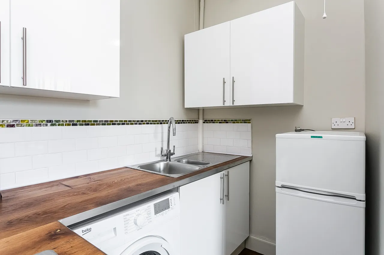 Moat Street, Slateford, EH14, photo 9