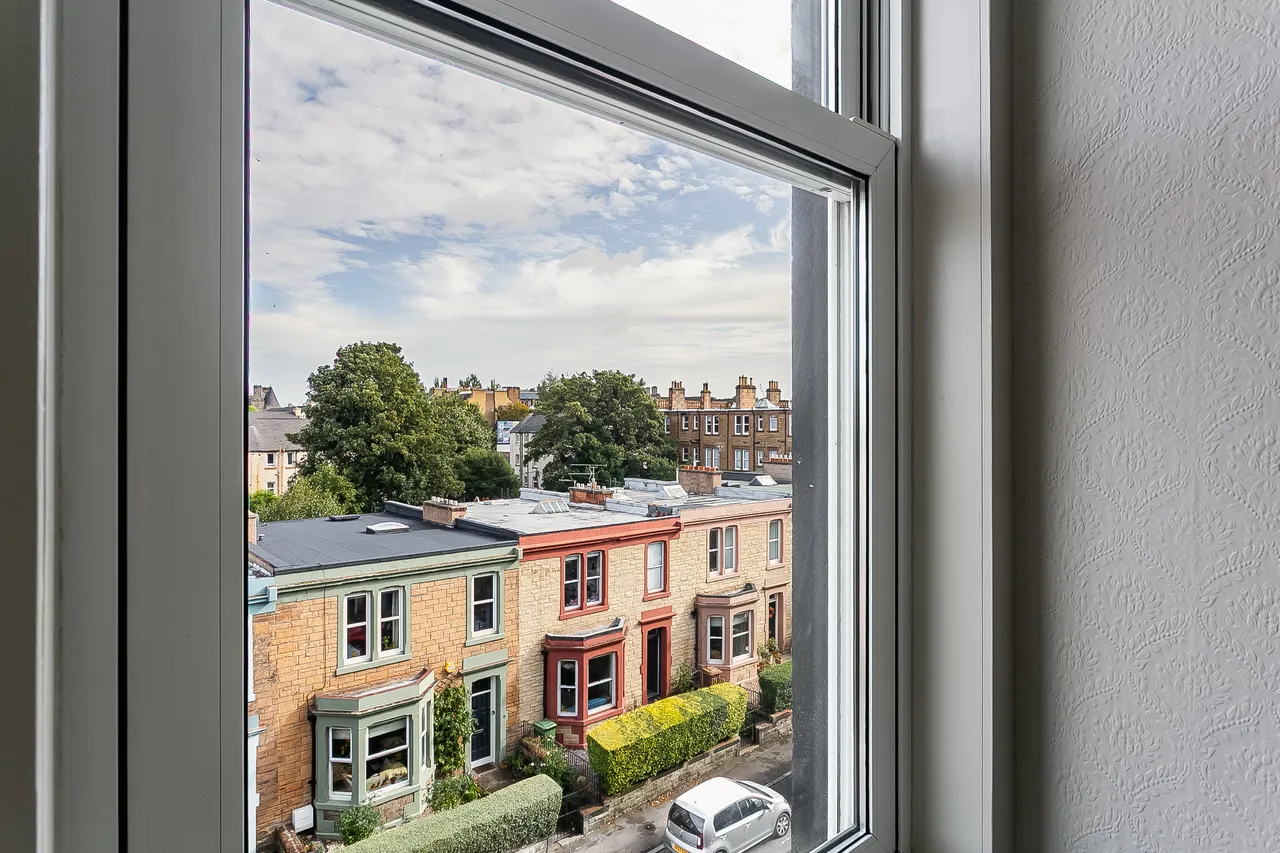 Moat Street, Slateford, EH14, photo 14