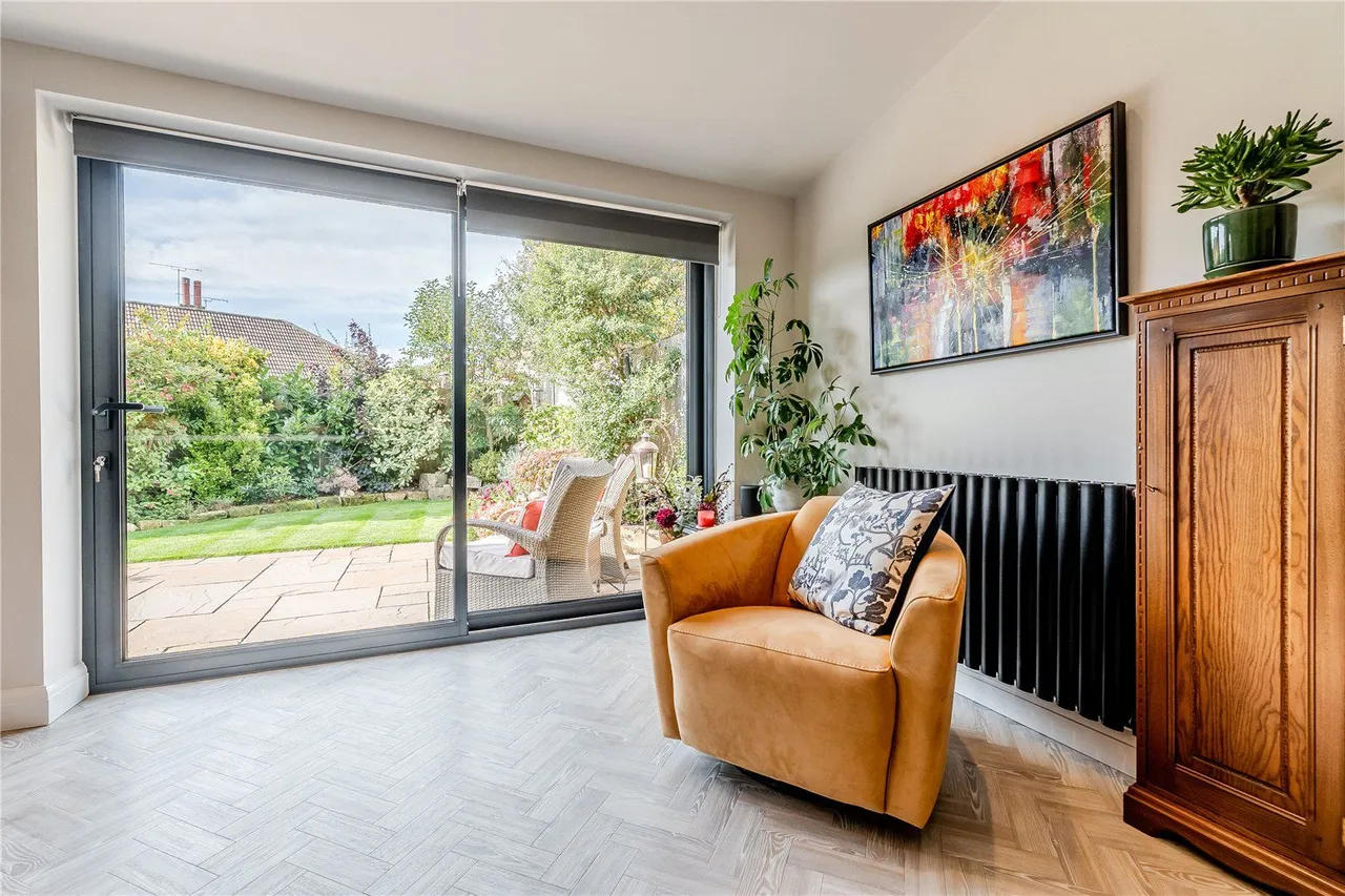 High Moor Grove, Leeds, LS17, photo 15