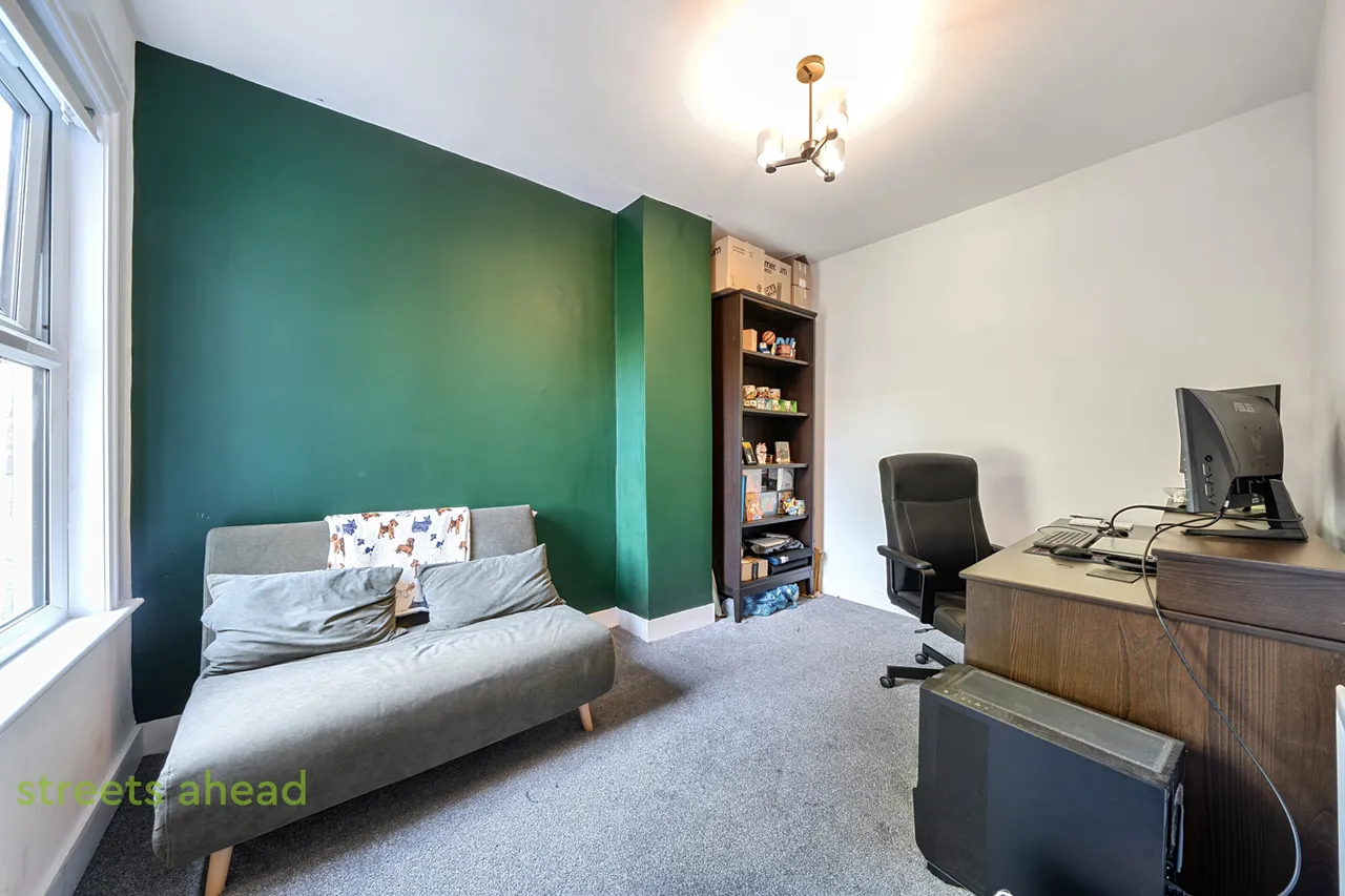 Stoats Nest Road, Coulsdon, CR5, photo 10