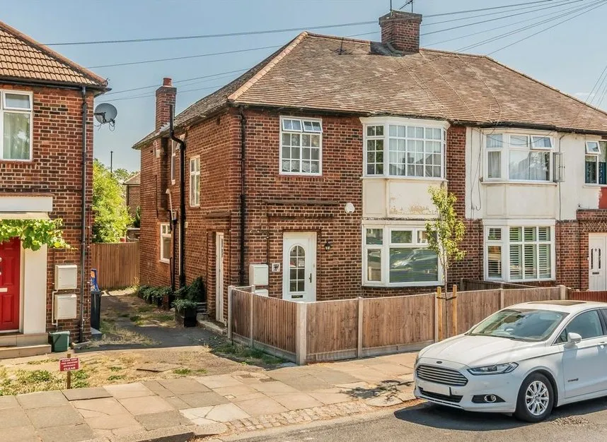 2 bed flat for sale, Wordsworth Avenue, Greenford, UB6