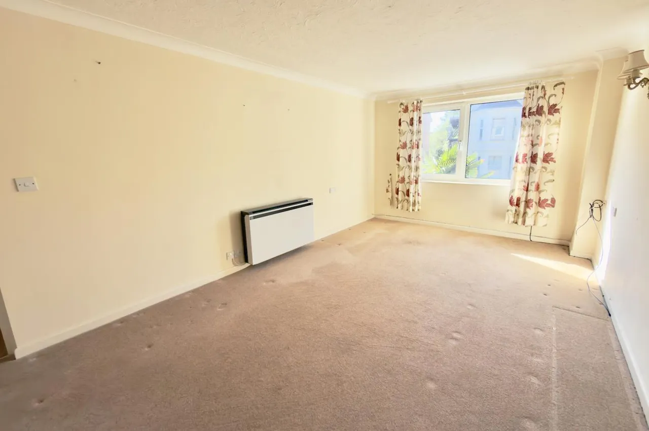 Fairhaven Court, BH5, photo 8