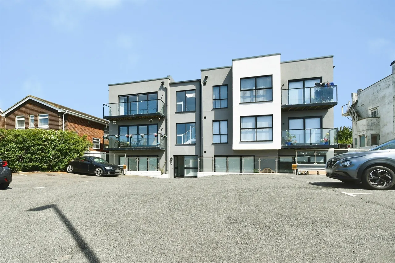 South Coast Road, Peacehaven, BN10, photo 2