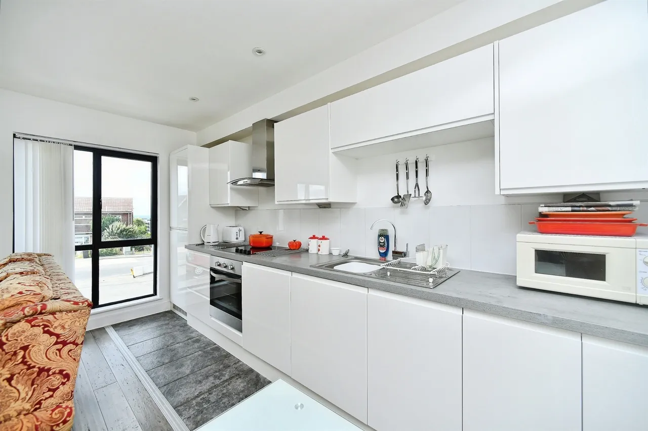 South Coast Road, Peacehaven, BN10, photo 7