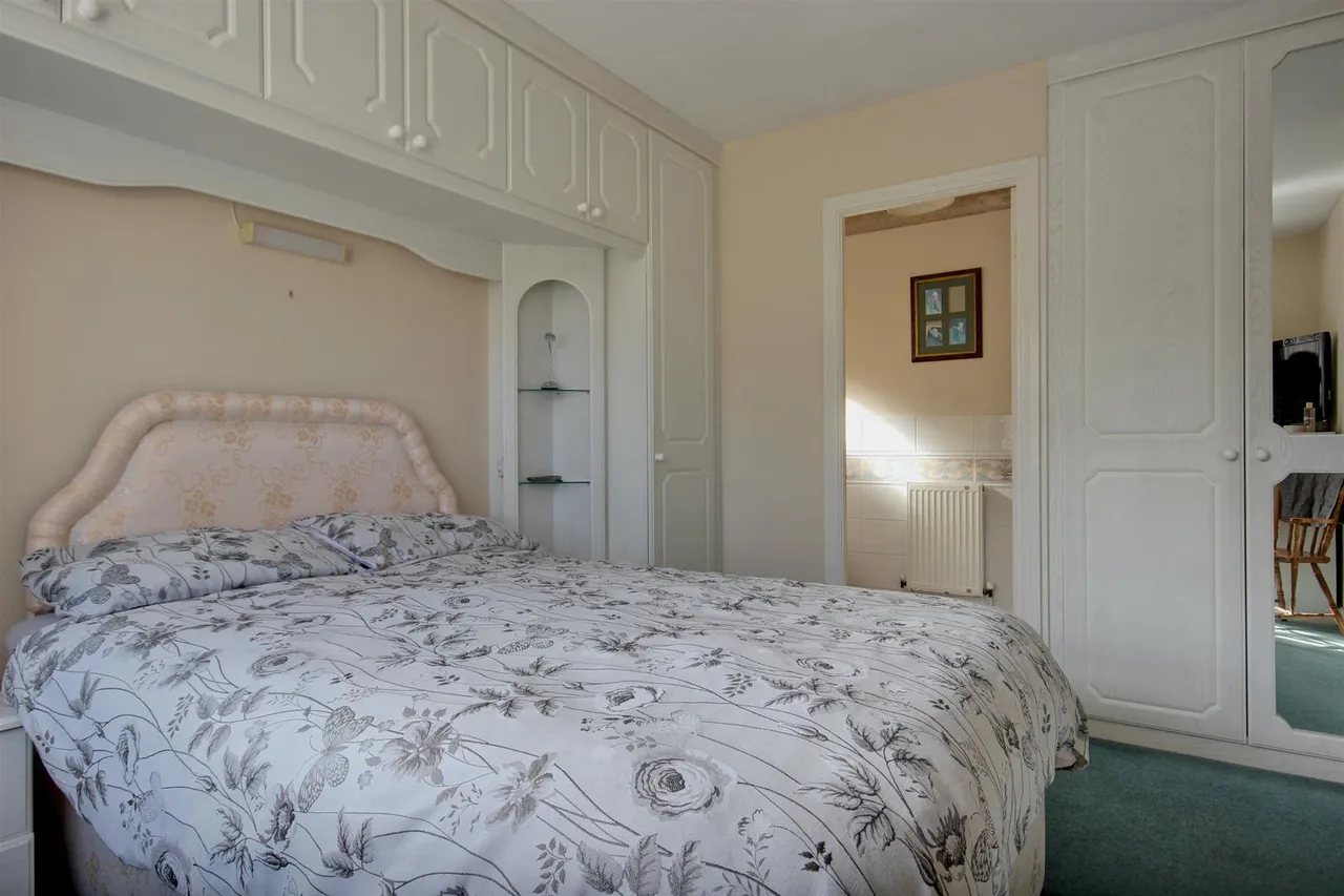 Nornabell Drive, Beverley, photo 9