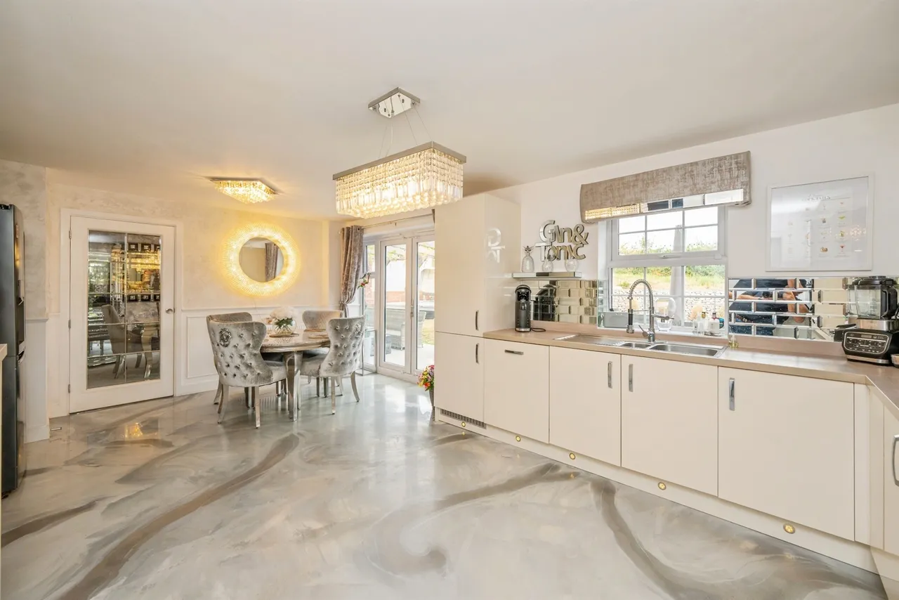 Hargate Lane, Newton Solney, DE15, photo 6
