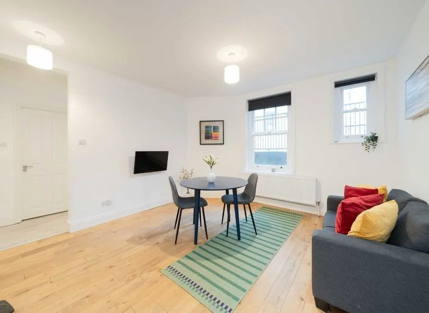 1 bed flat to rent — Musard Road, West Kensington, W6