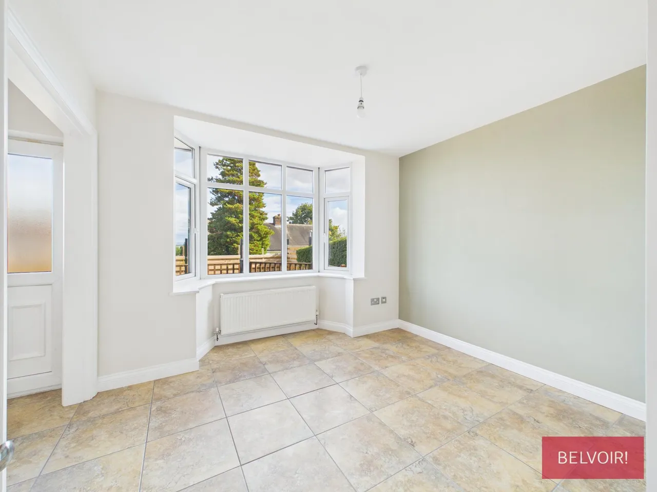 Summerhill Road, Little Mountain, LL11, photo 6