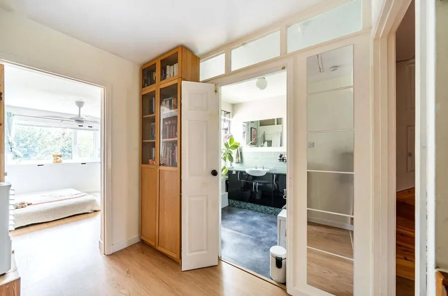 Beechcroft Road, Swindon, SN2, photo 16