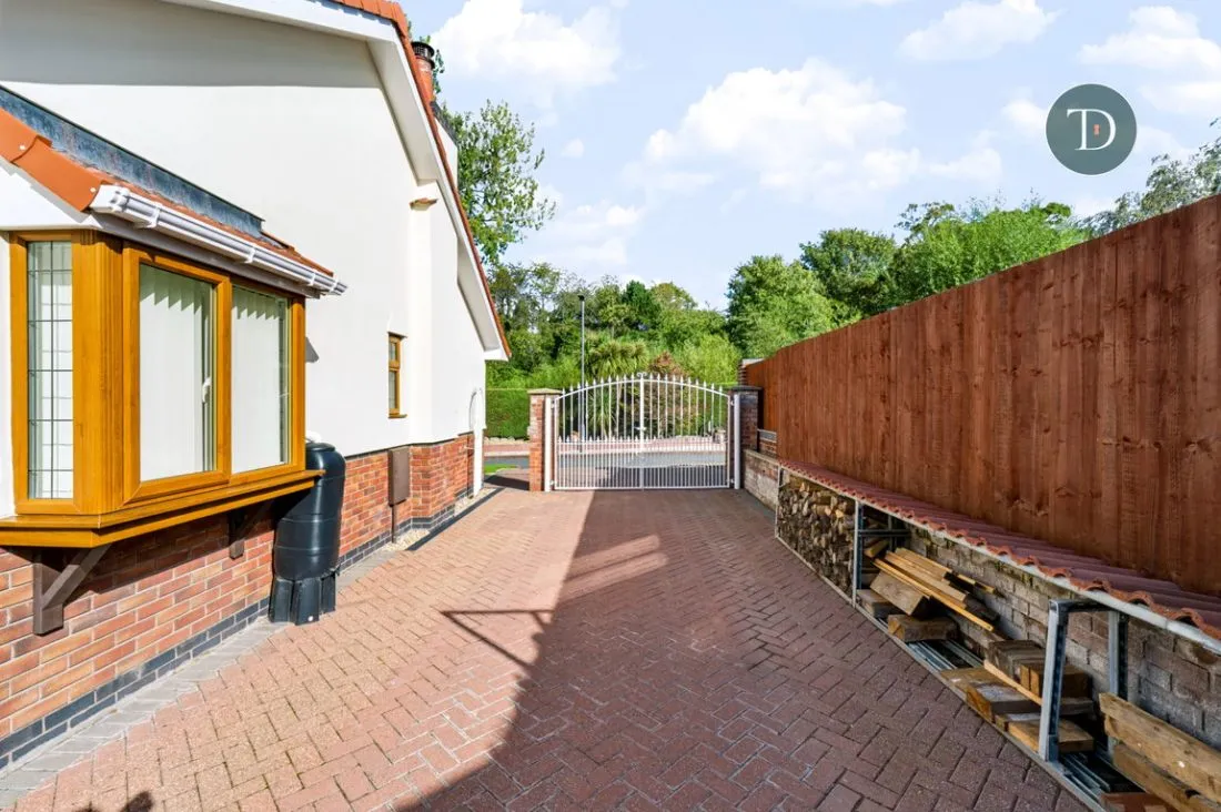Harpur Close, Great Sutton, CH66, photo 37