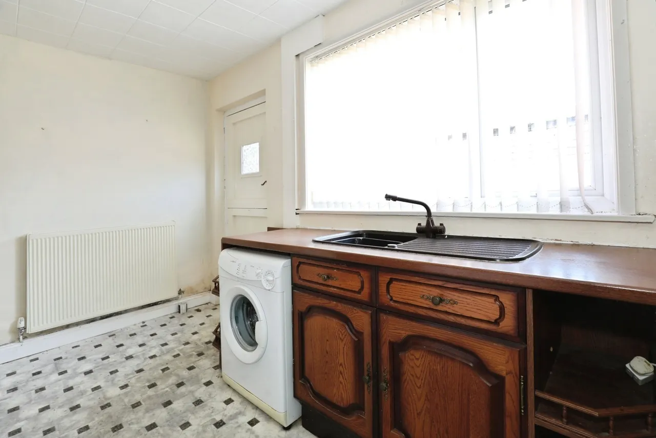 St Andrews Avenue, CREWE, Cheshire, CW2, photo 10