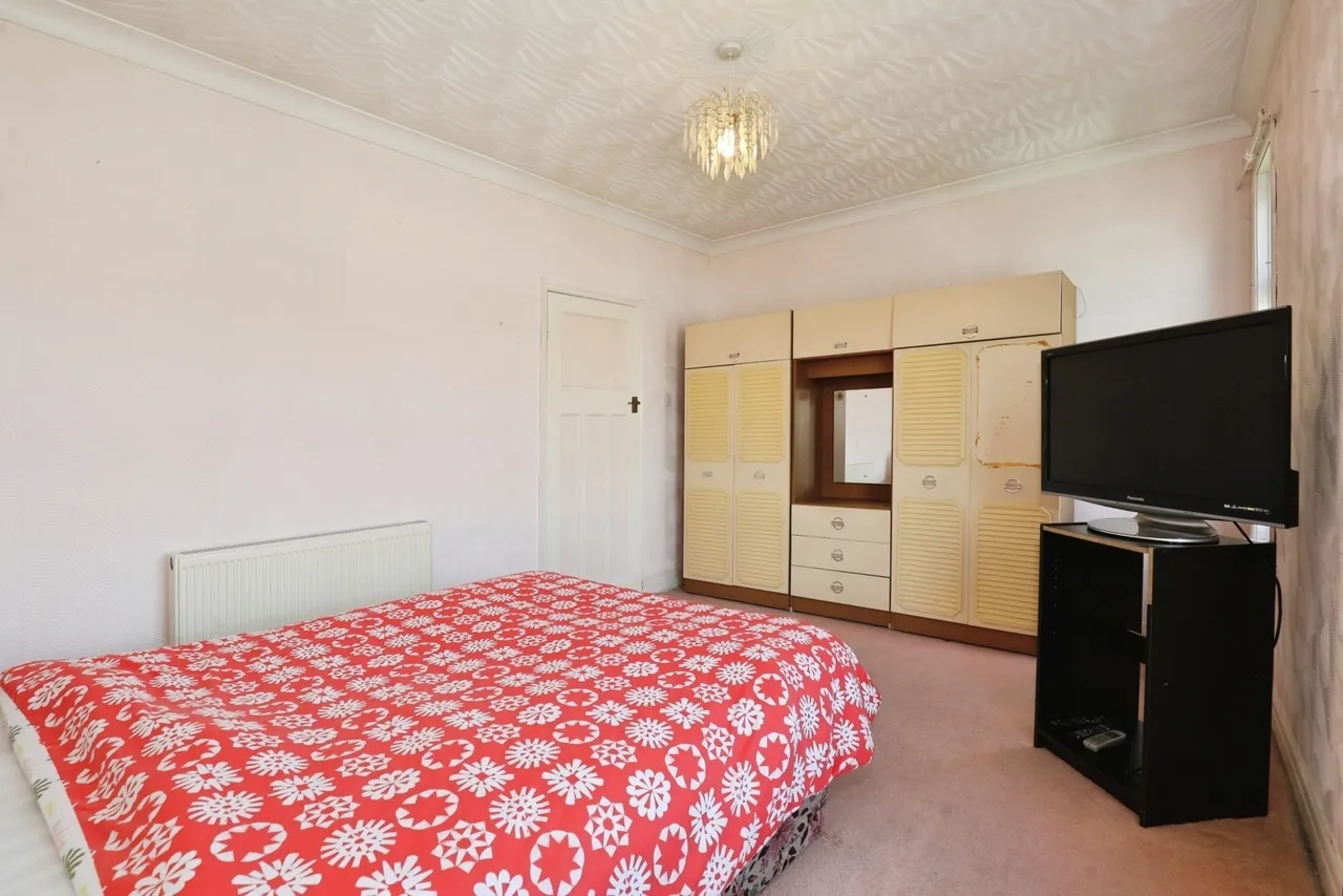 St Andrews Avenue, CREWE, Cheshire, CW2, photo 12