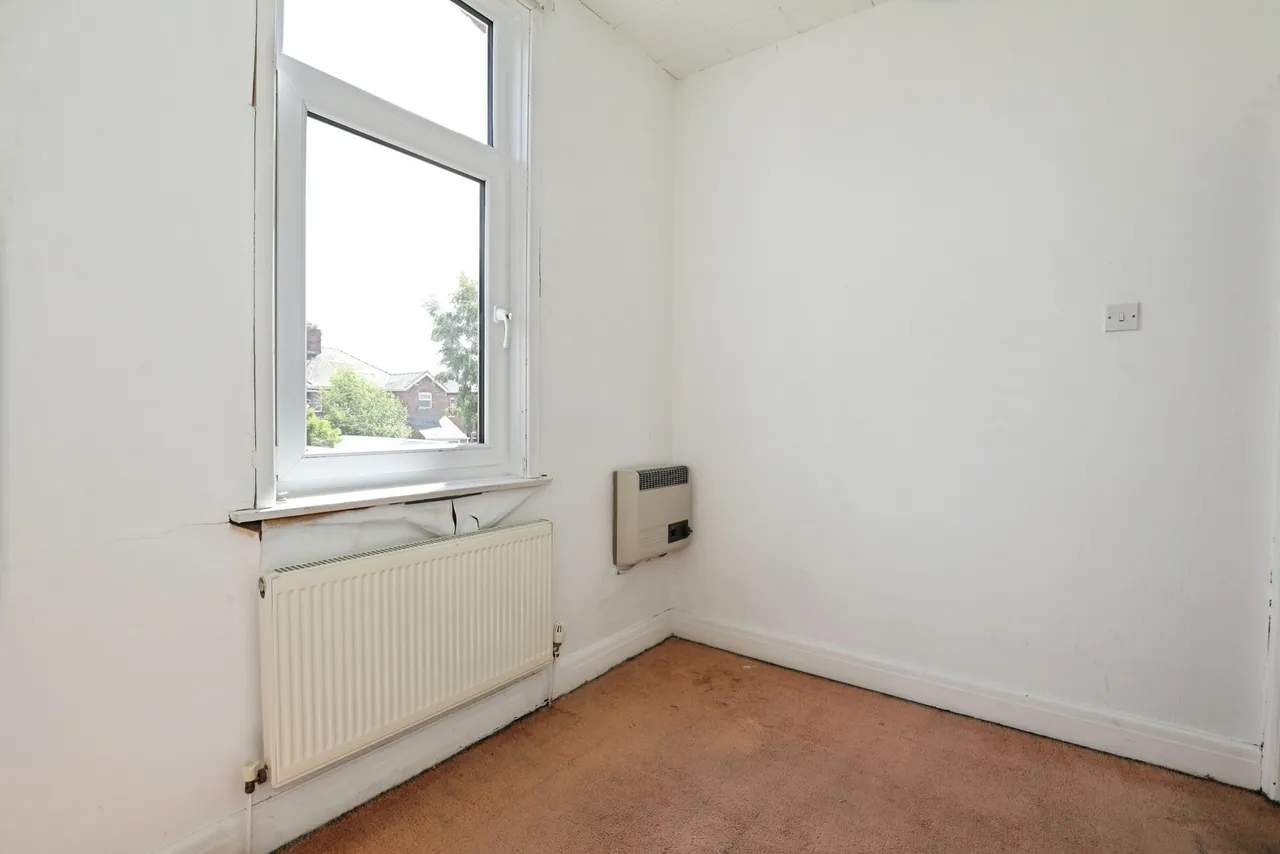 St Andrews Avenue, CREWE, Cheshire, CW2, photo 16