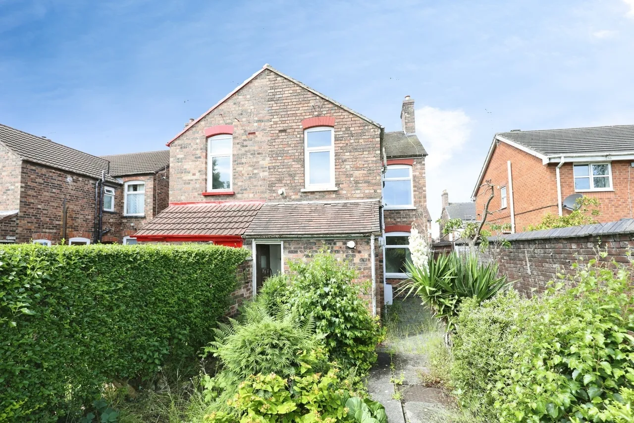 St Andrews Avenue, CREWE, Cheshire, CW2, photo 19