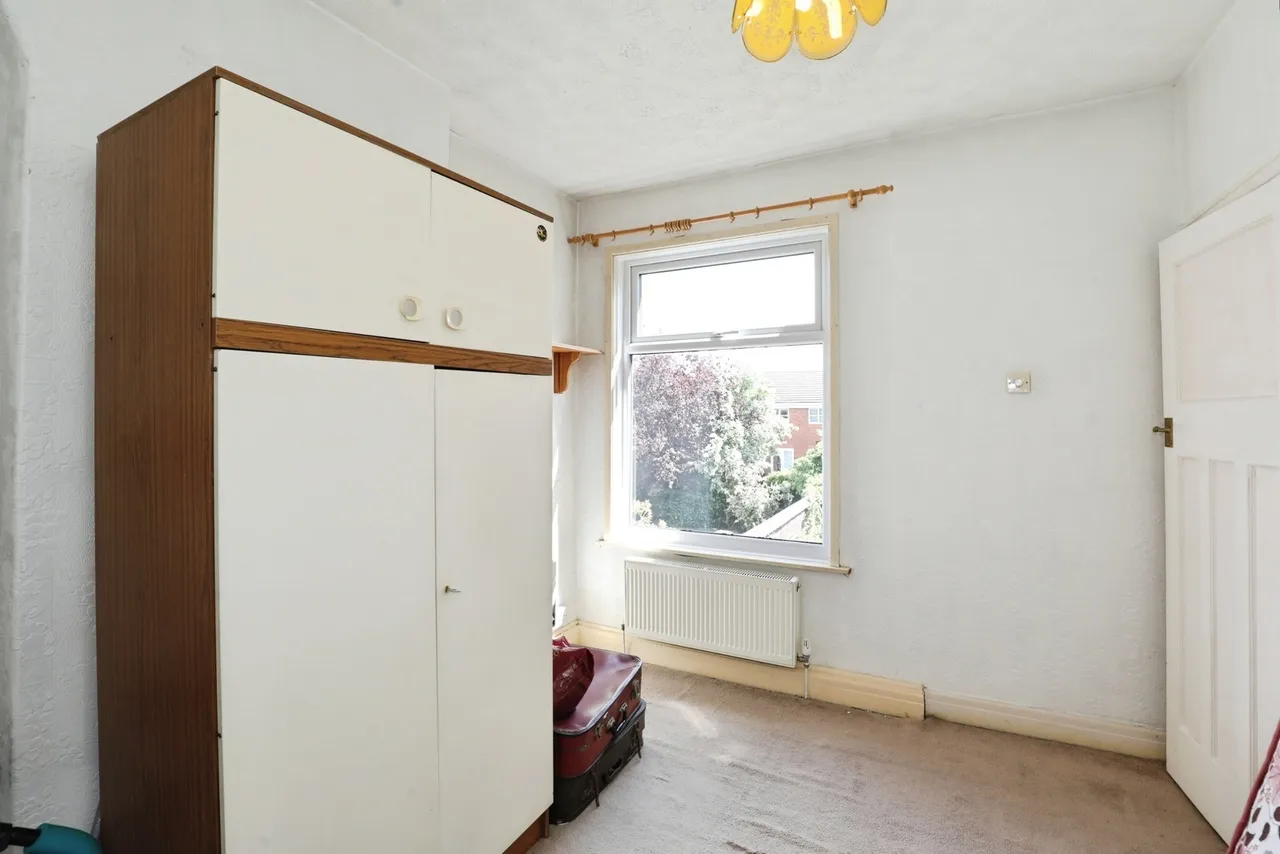 St Andrews Avenue, CREWE, Cheshire, CW2, photo 13