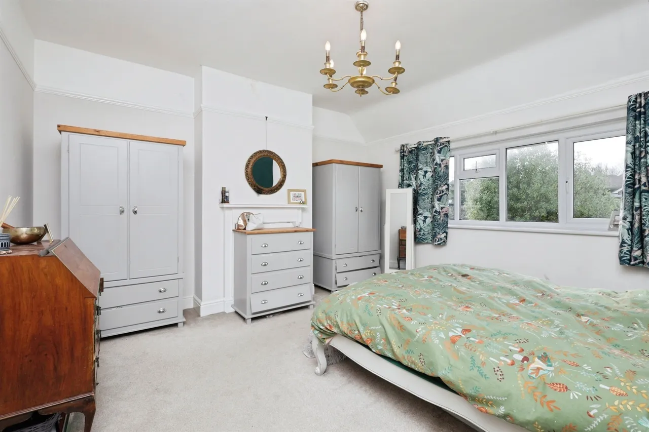 Kings Drive, EASTBOURNE, photo 11