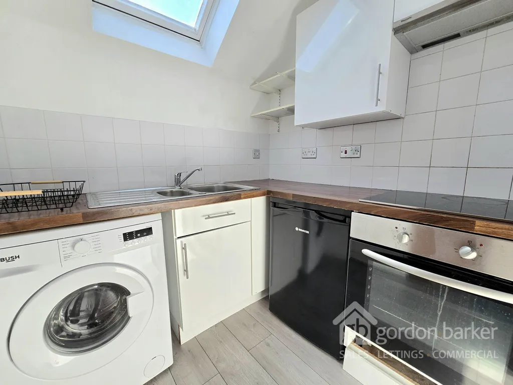 Hamilton Court, Bournemouth, 13-15 Wellington Road, BH8 8LQ, photo 6