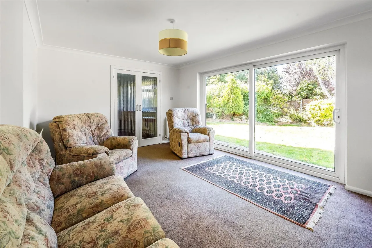 Lower Road, Little Bookham, KT23, photo 4