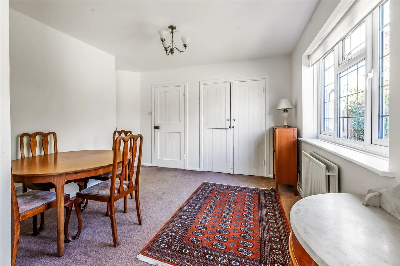 Lower Road, Little Bookham, KT23, photo 5