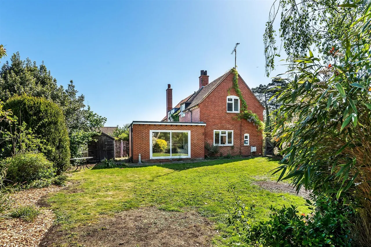 Lower Road, Little Bookham, KT23, photo 8