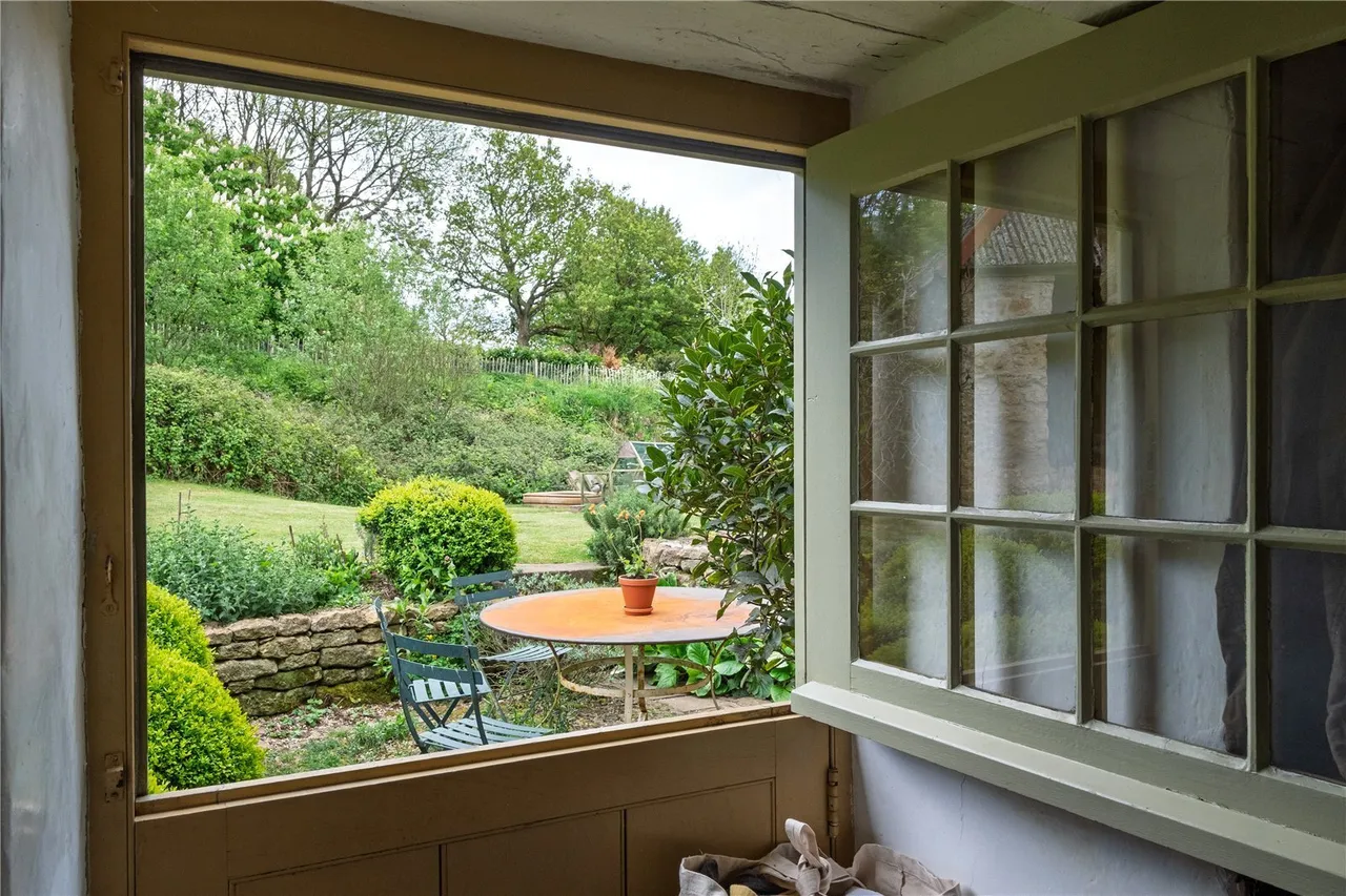 Powerstock, Bridport, DT6, photo 5