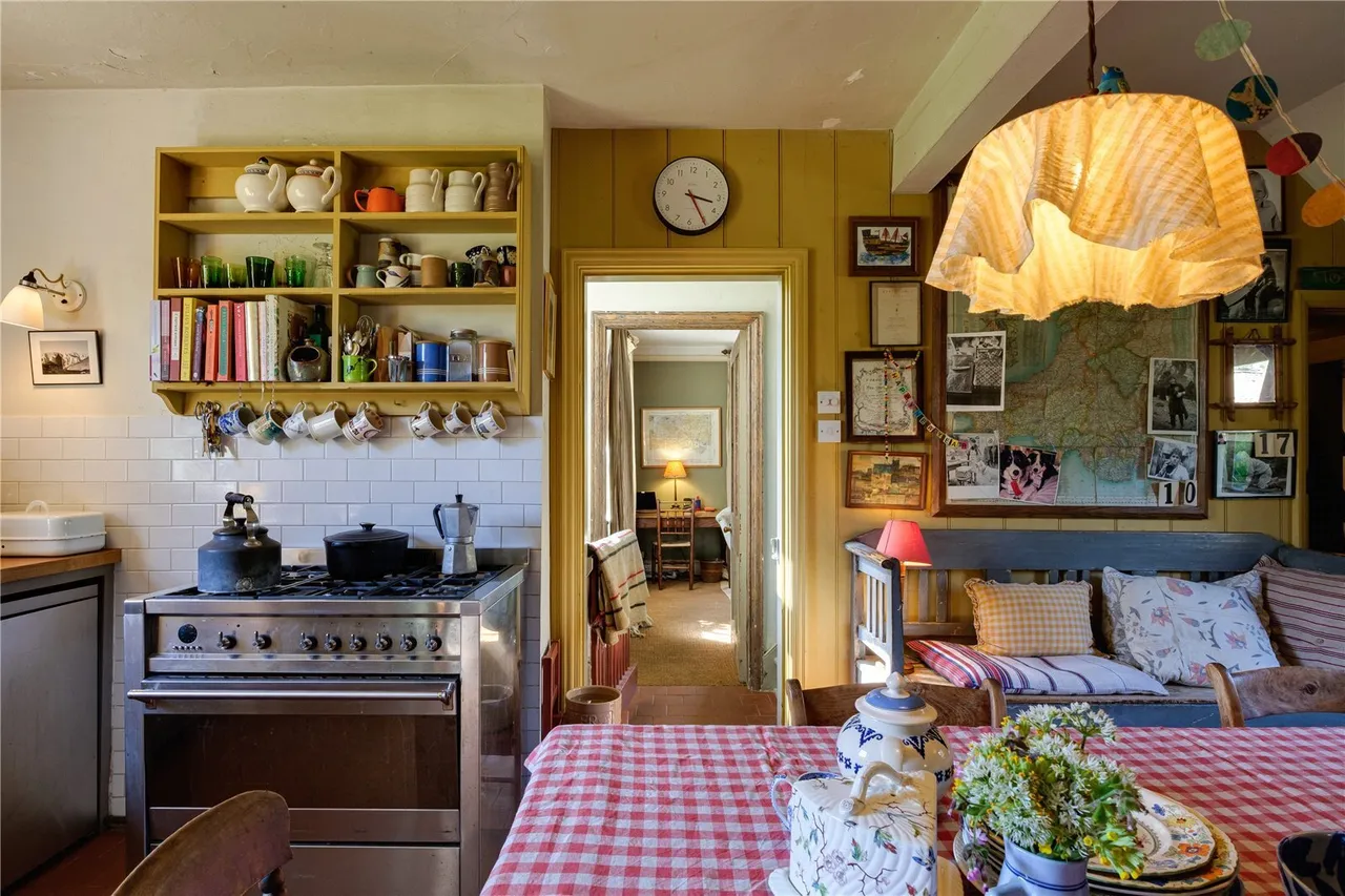 Powerstock, Bridport, DT6, photo 20
