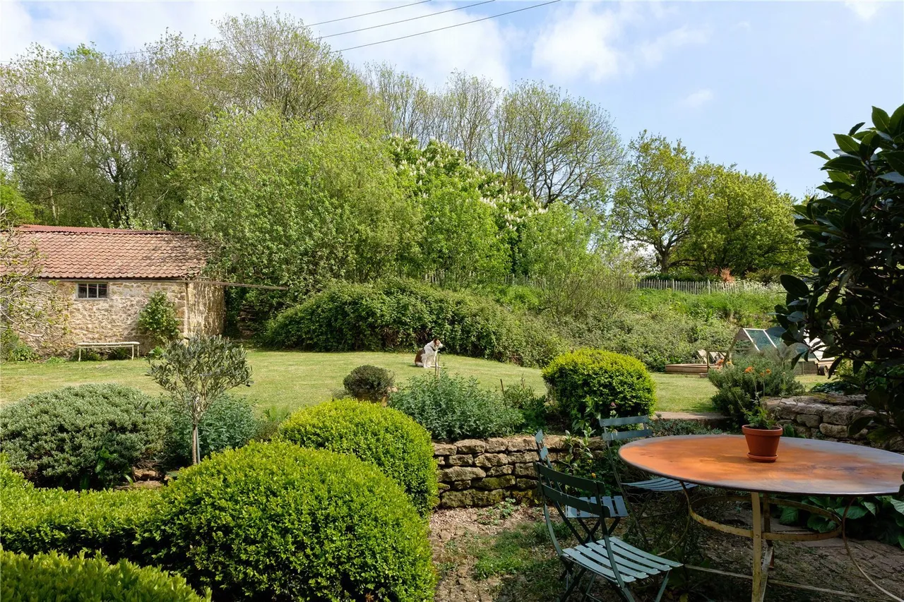 Powerstock, Bridport, DT6, photo 6