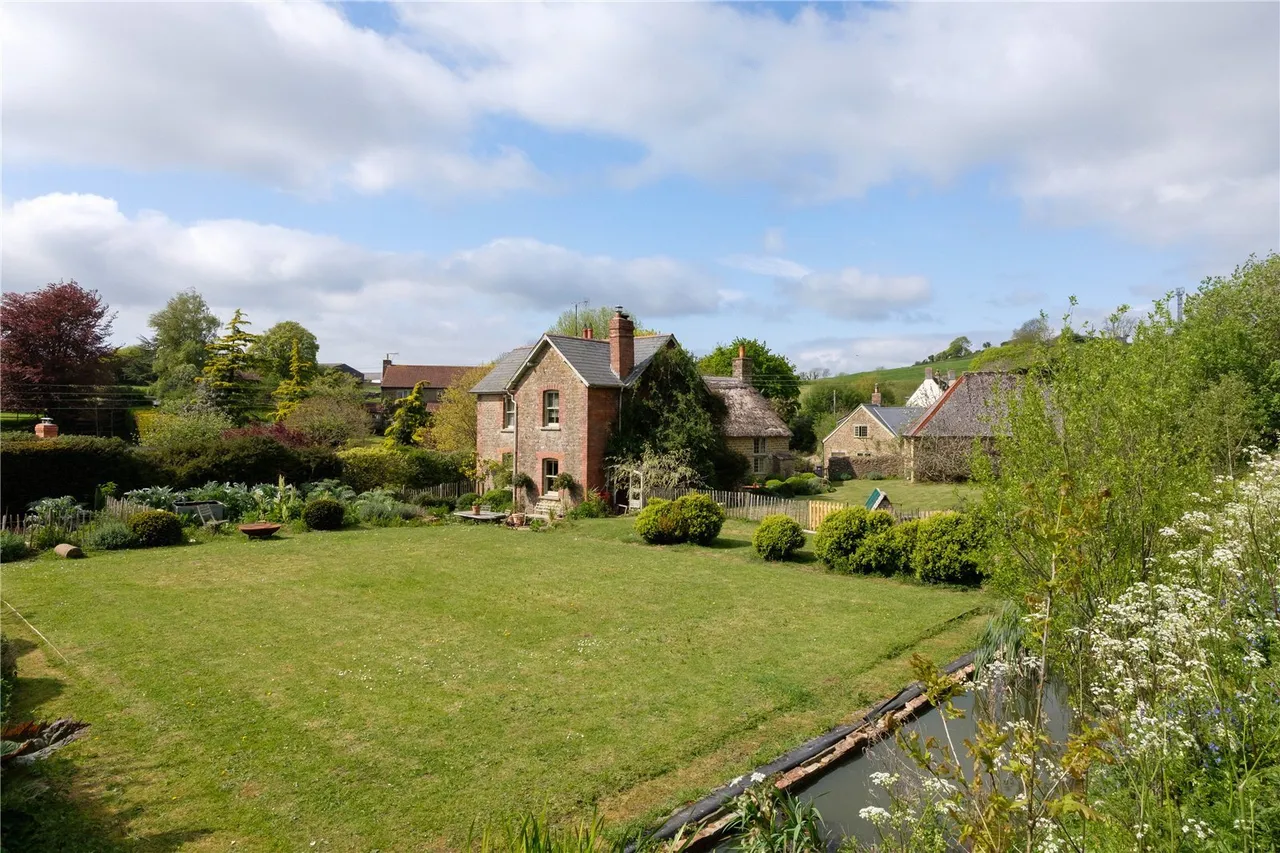Powerstock, Bridport, DT6, photo 17