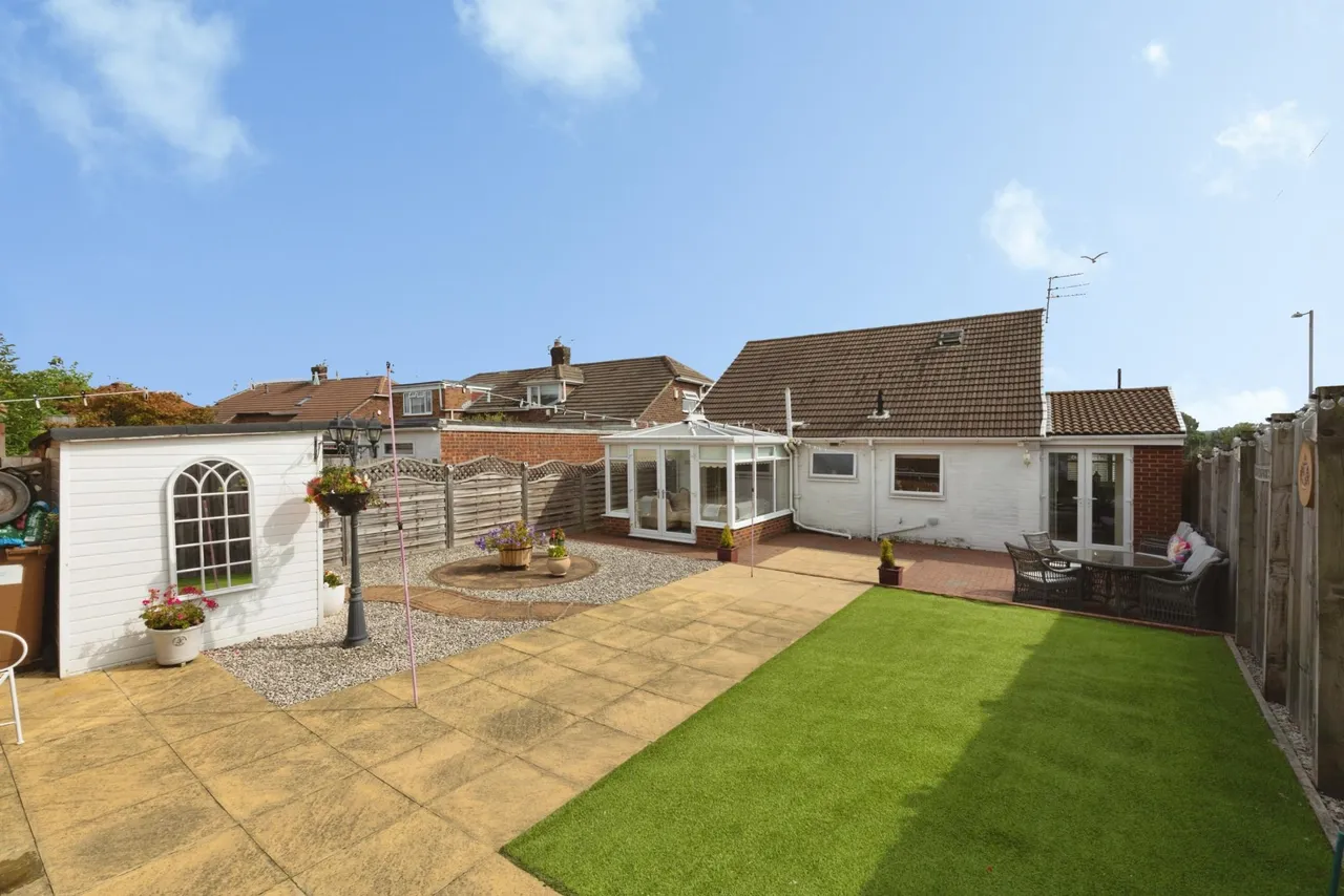 Wavendon Crescent, Sunderland, SR4, photo 13