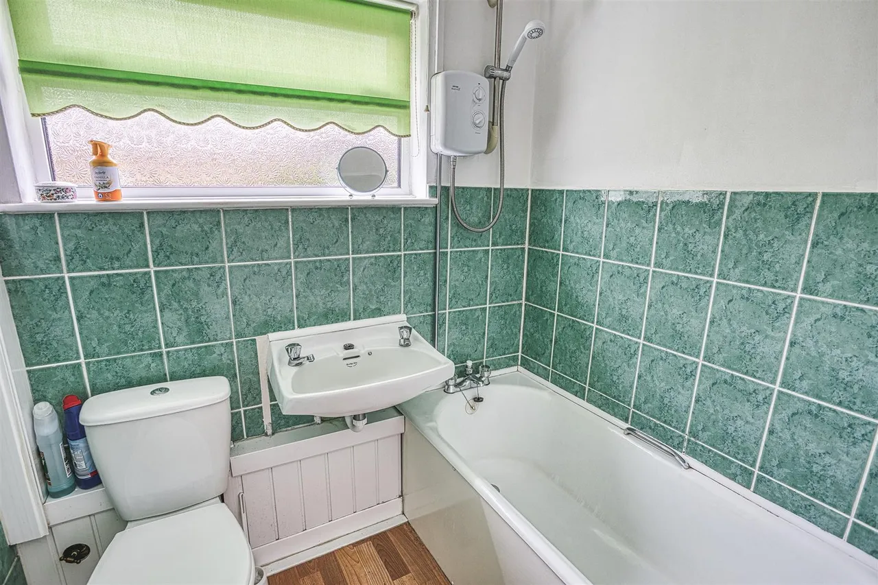 Dalton Avenue, Littleover, photo 8