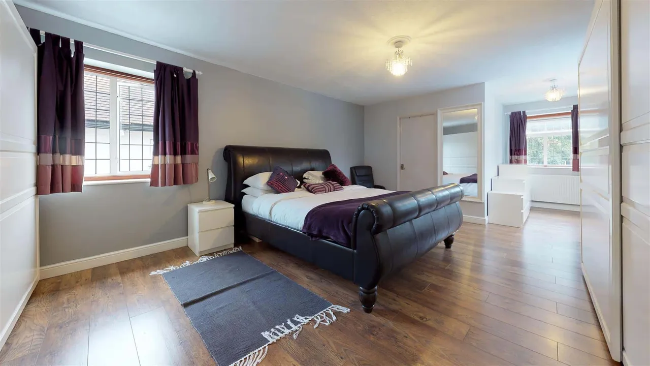 Tycehurst Hill, Loughton, photo 8