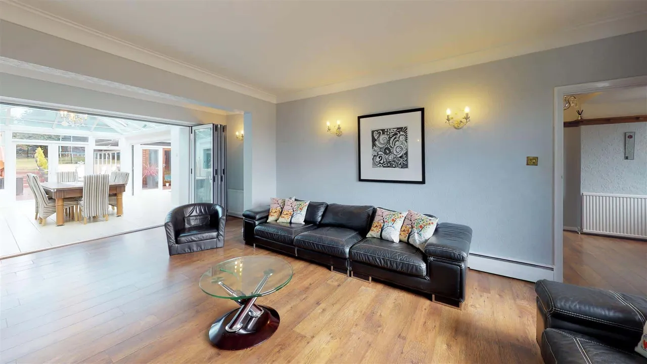 Tycehurst Hill, Loughton, photo 5