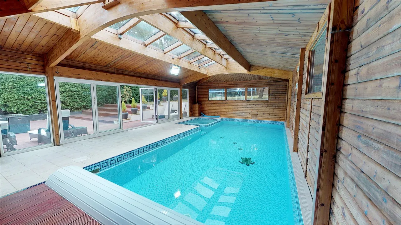 Tycehurst Hill, Loughton, photo 4