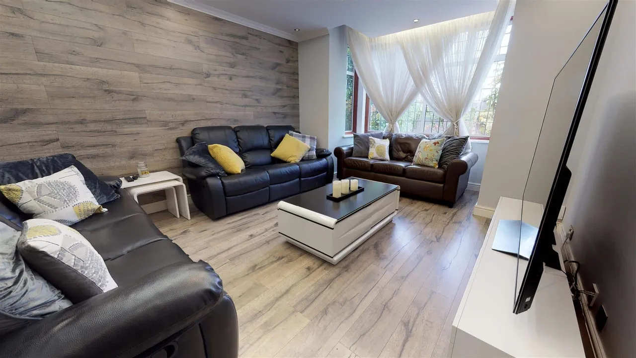 Tycehurst Hill, Loughton, photo 6