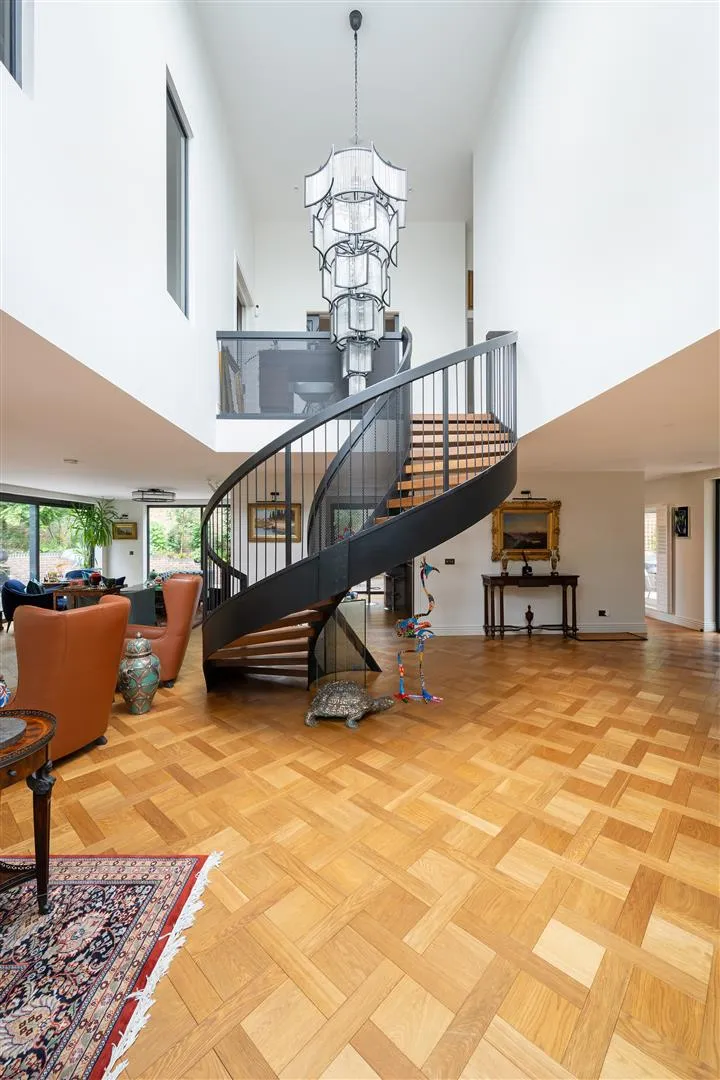 Hillside Close, St John's Wood, London, NW8 0EF, photo 11