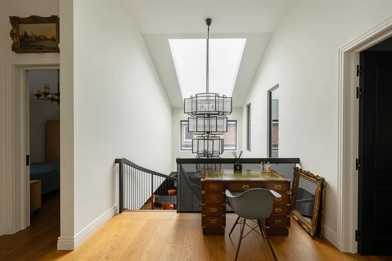 Hillside Close, St John's Wood, London, NW8 0EF, photo 13