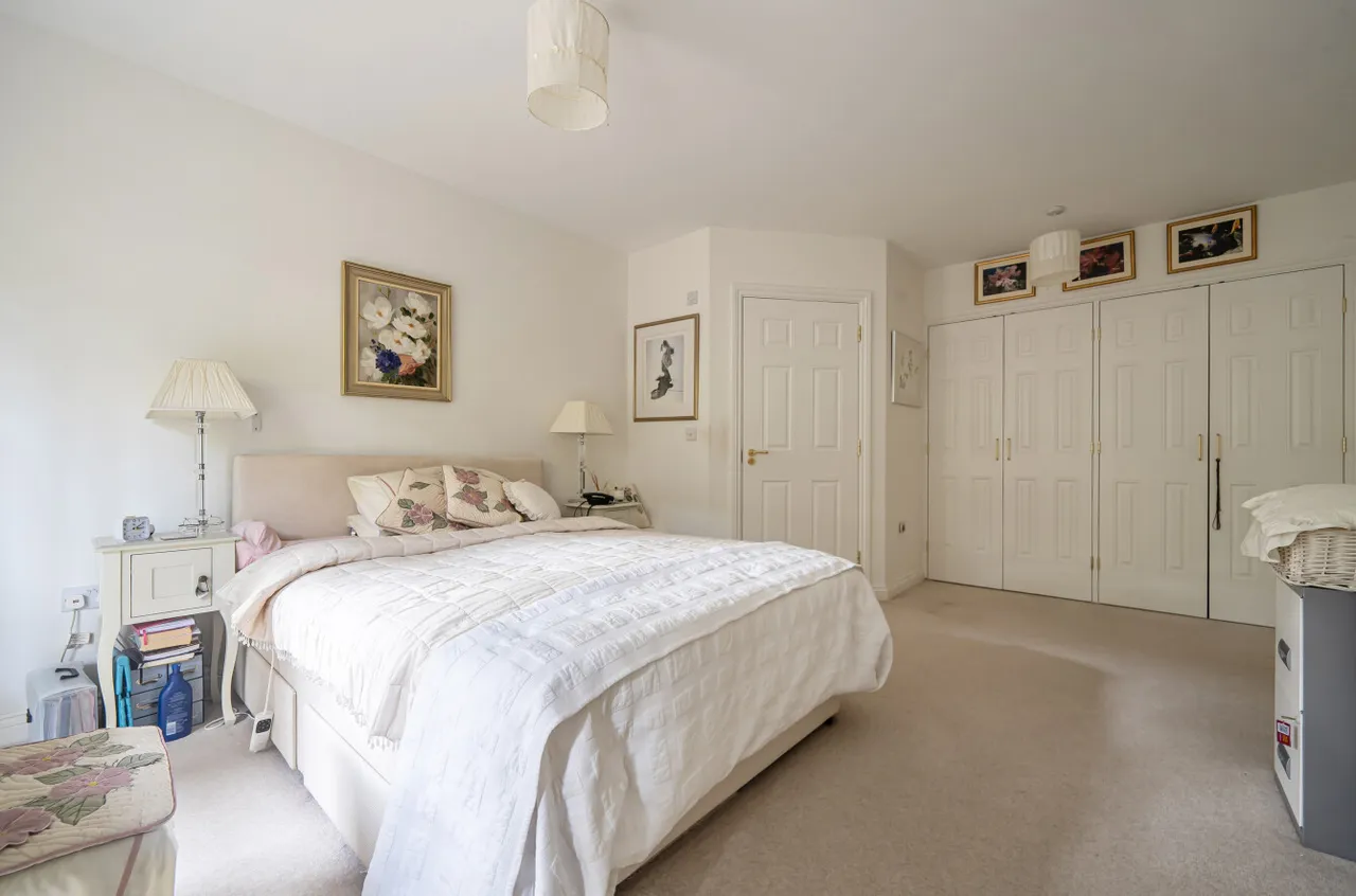 Wood Road, Hindhead, GU26, photo 12