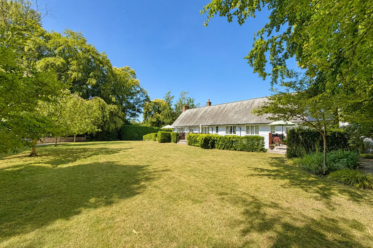 Wood Road, Hindhead, GU26, photo 9