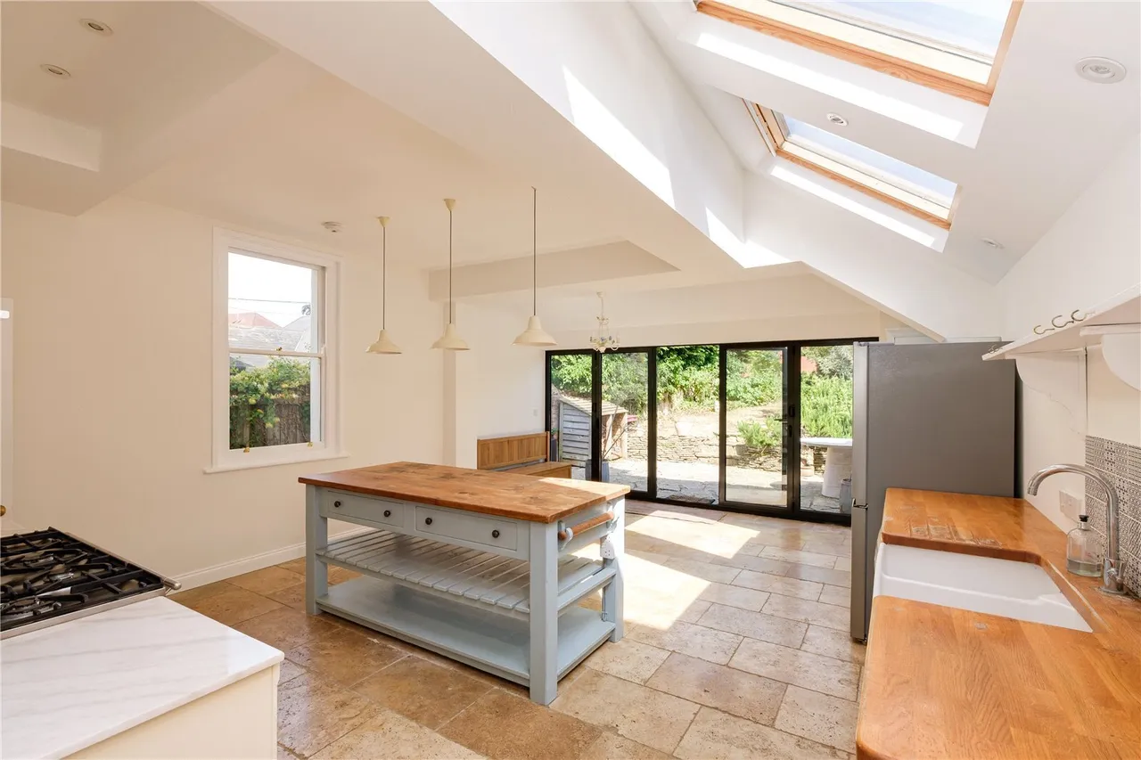 Kings Road, Sherborne, DT9, photo 2