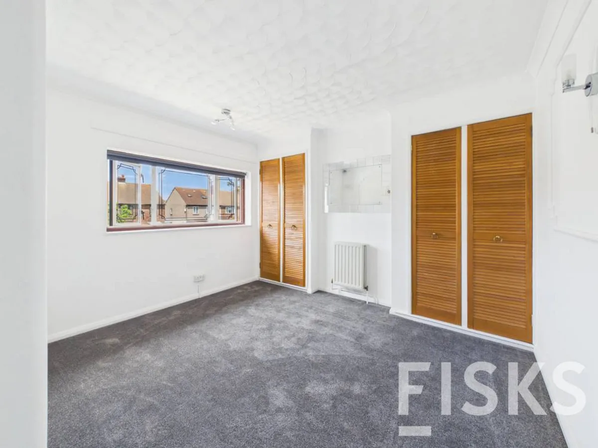 Rosewood Avenue, Hornchurch, RM12, photo 9