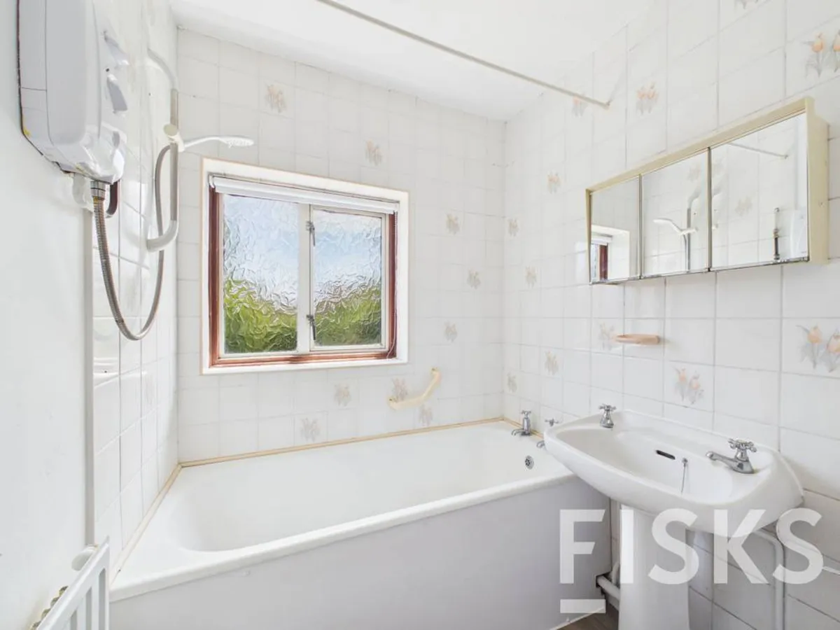 Rosewood Avenue, Hornchurch, RM12, photo 7