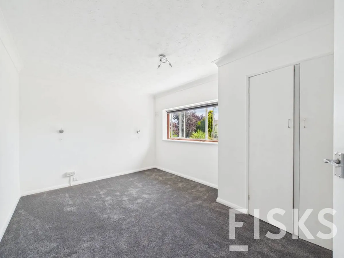 Rosewood Avenue, Hornchurch, RM12, photo 8