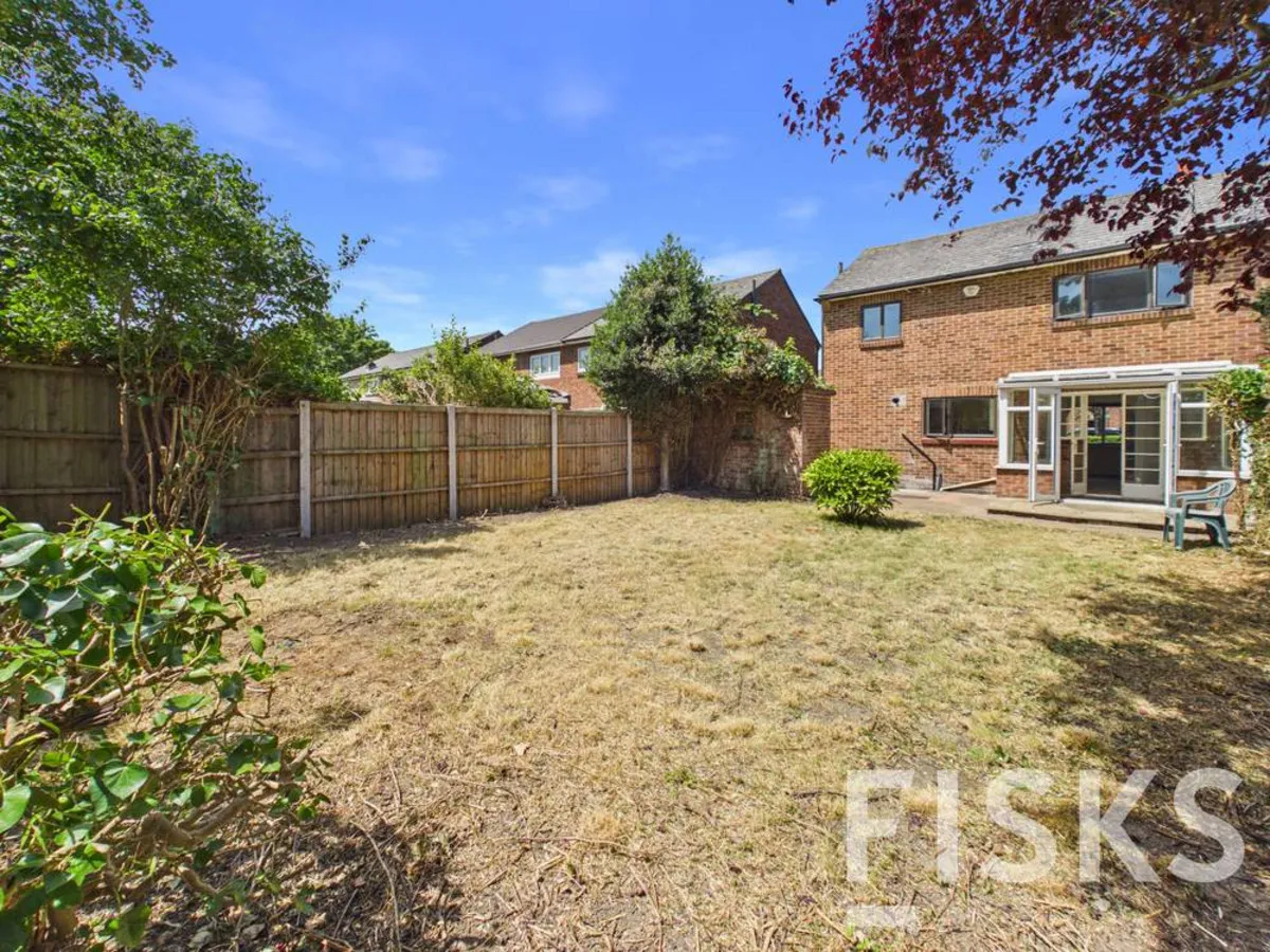 Rosewood Avenue, Hornchurch, RM12, photo 11
