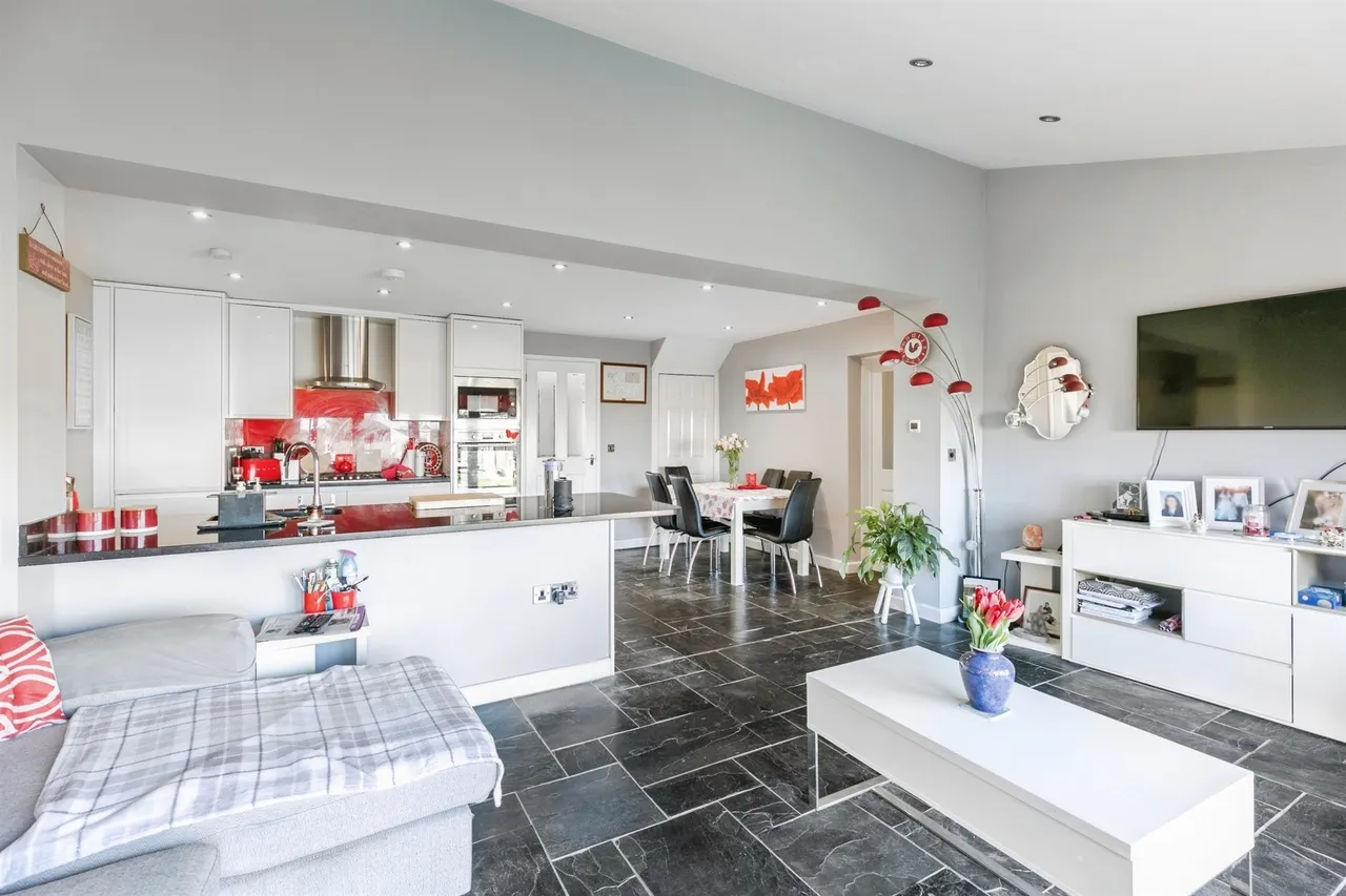 Herne Road, Huntingdon, PE26, photo 6