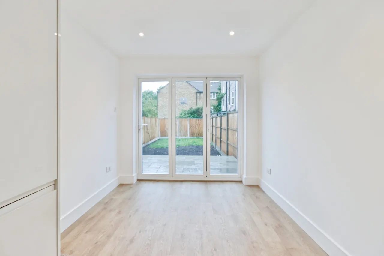 Plum Lane, London, SE18, photo 7