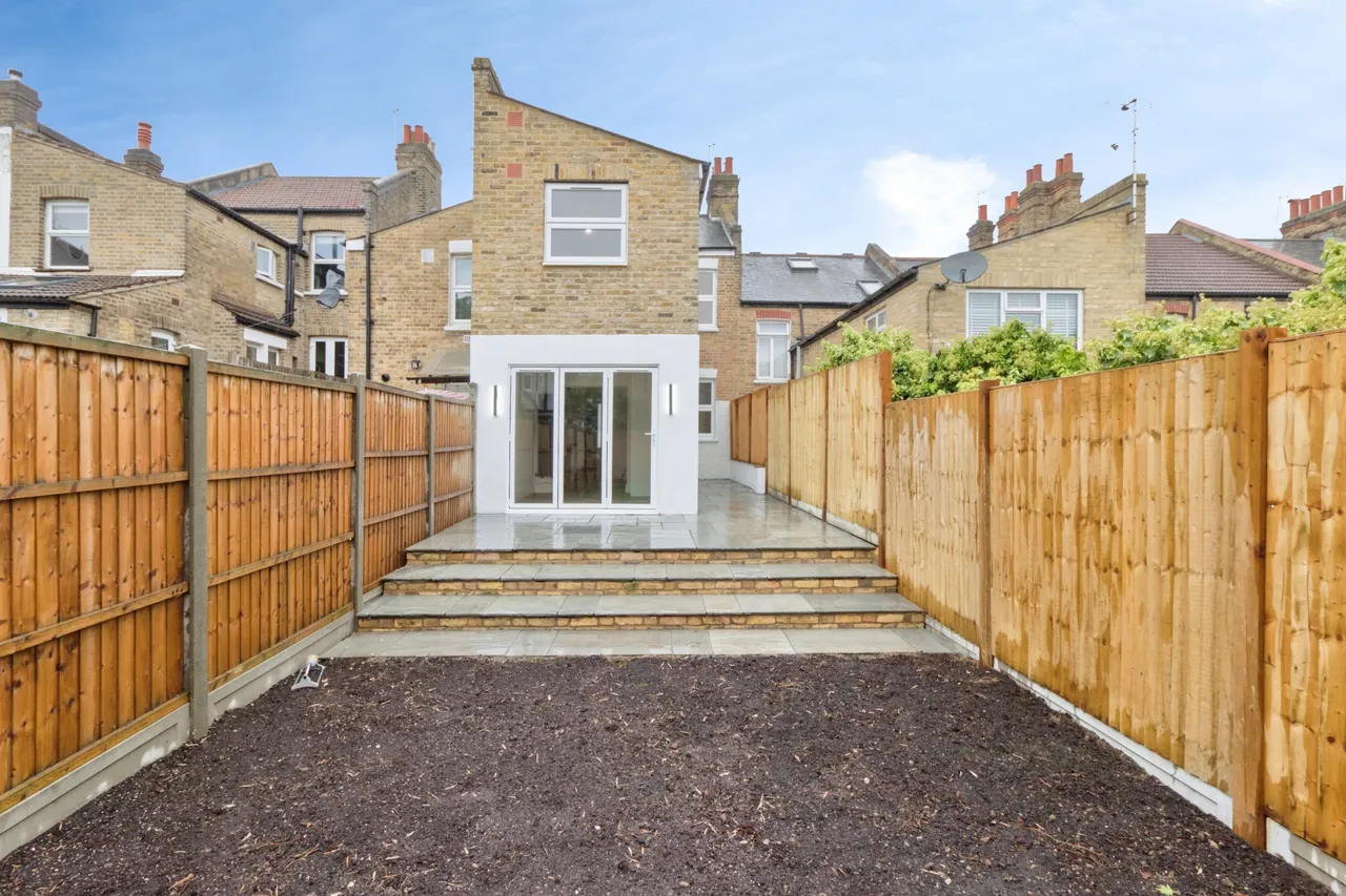 Plum Lane, London, SE18, photo 2