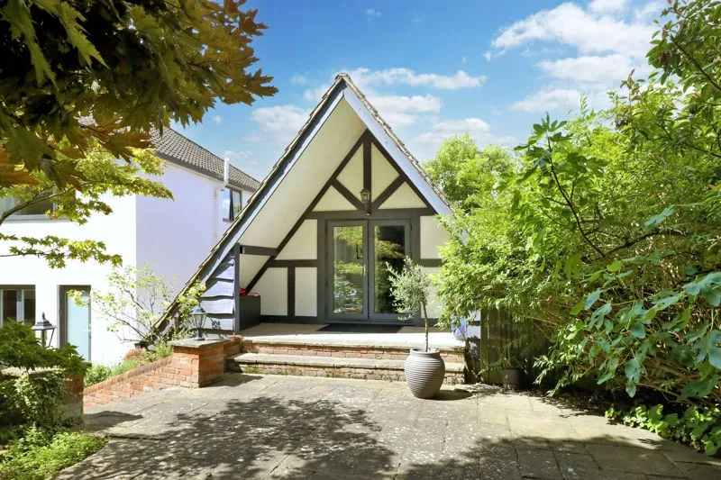 Grange Drive, Wooburn Green HP10 0QD, photo 26