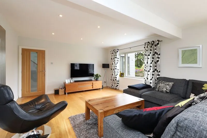 Grange Drive, Wooburn Green HP10 0QD, photo 12